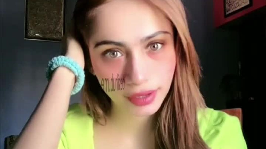 Tango Desi Model Aashi Teases Her Nude Tits and Pussy in a Live Tango Strip Show