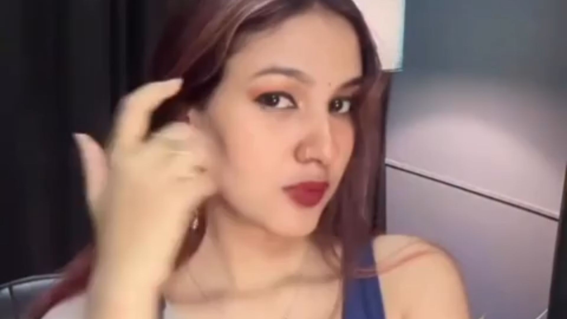 Horny Instagram model wet pussy fingering