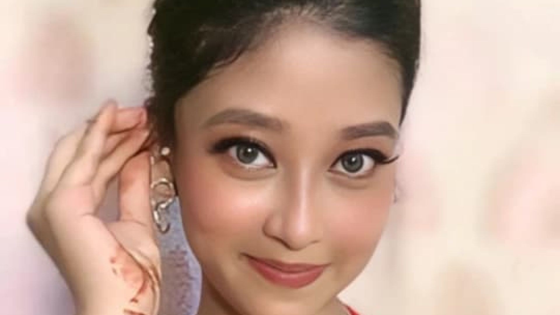 ⁣Tango Girl Nikita Aka Nia Nude Tango Show Pressing Huge Boobs