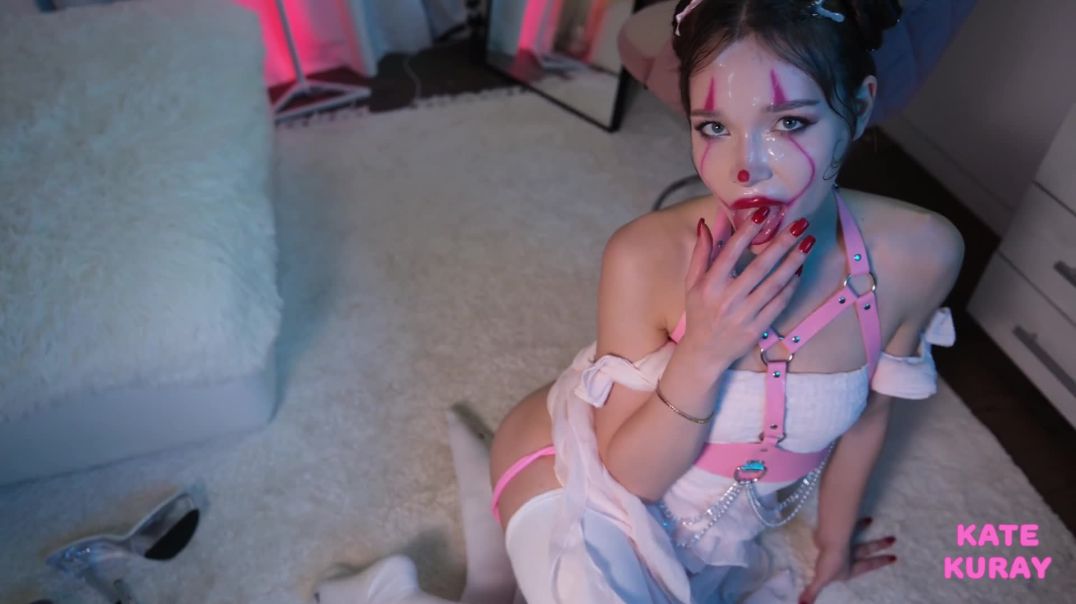 ⁣Kate Kuray - Penny Tease Down Here It Gets Wet