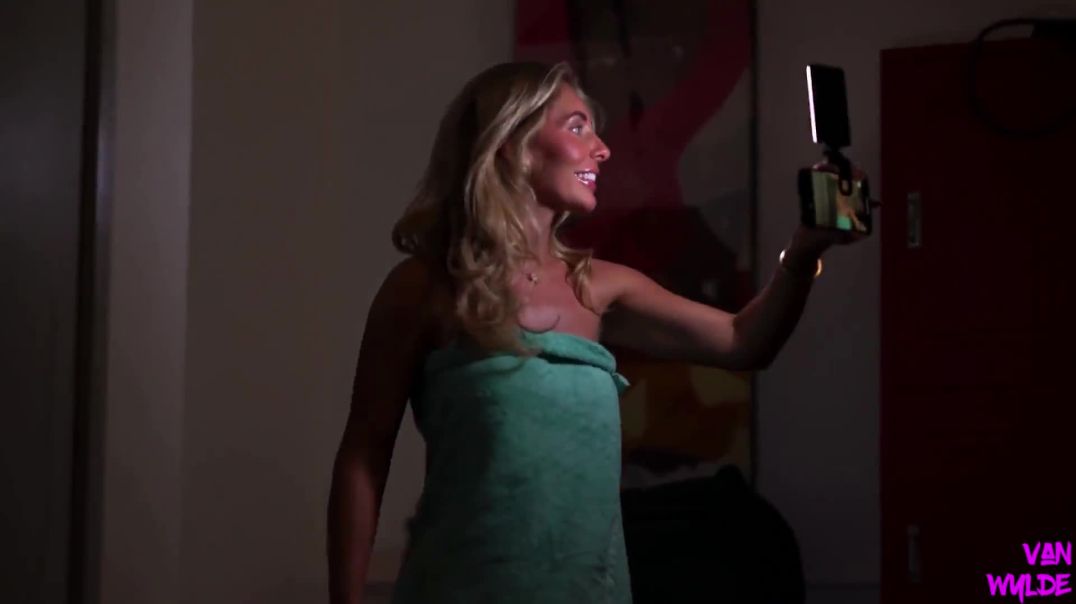 ⁣Bonnie Blue's Leaked Locker Room Sex Video on Onlyfans!