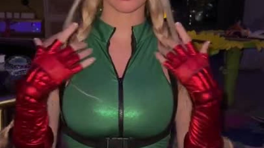 ⁣Madison Moores Hot Cosplay Sex Tape