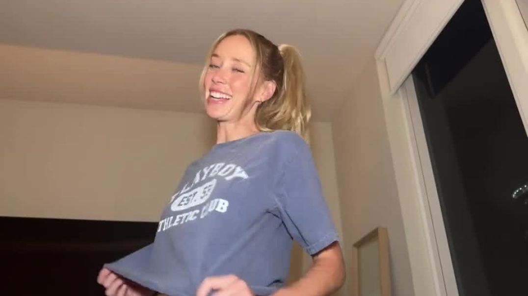 OnlyShans POV Surprise Blowjob On Independence Day